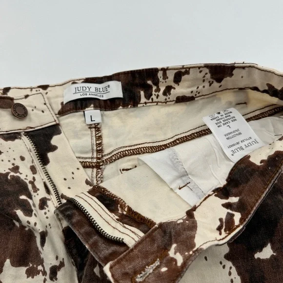 Judy Blue Women’s Printed Denim Shorts Size Large - Picture 7 of 7